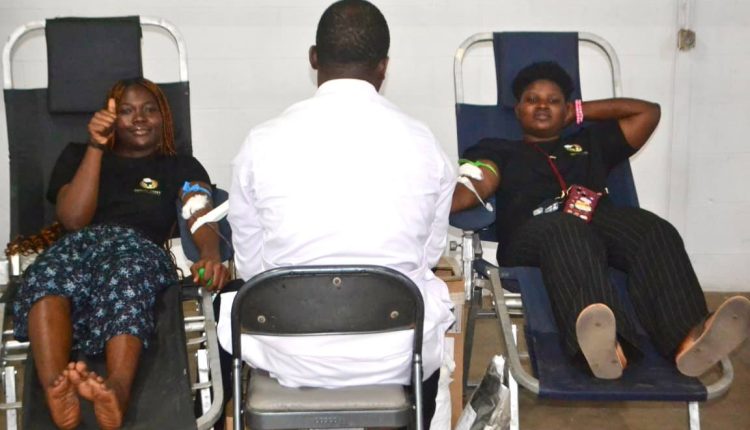 Don du sang au Salon de la Santé